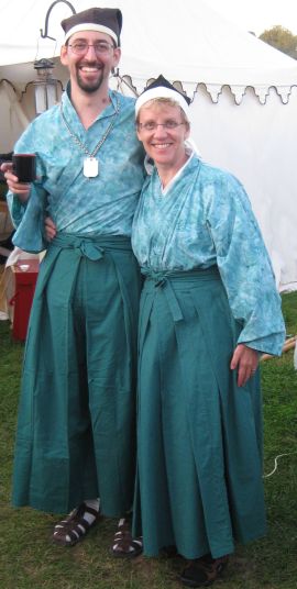 hakama pants and hakama skirt look the same